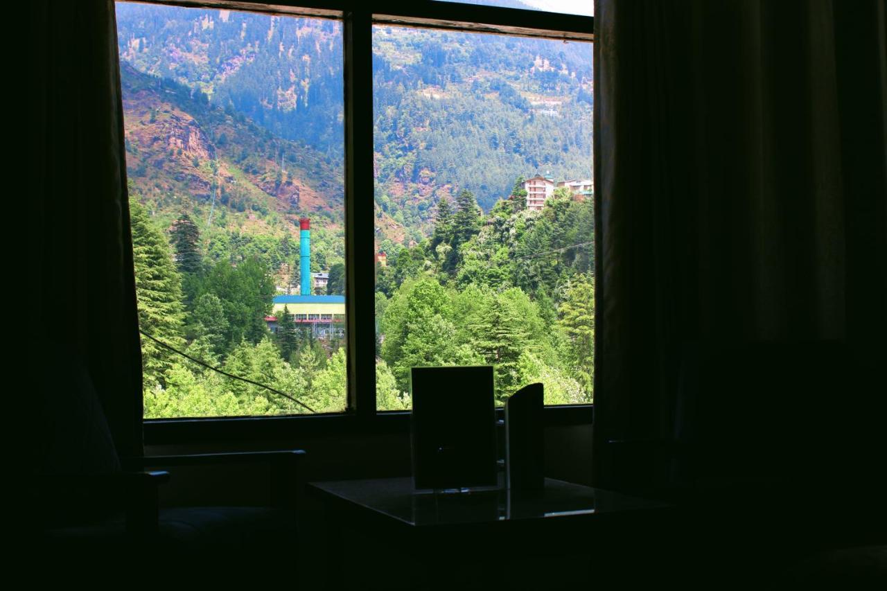 Hotel Link Way-A Riverside Hotel Manali  Bagian luar foto